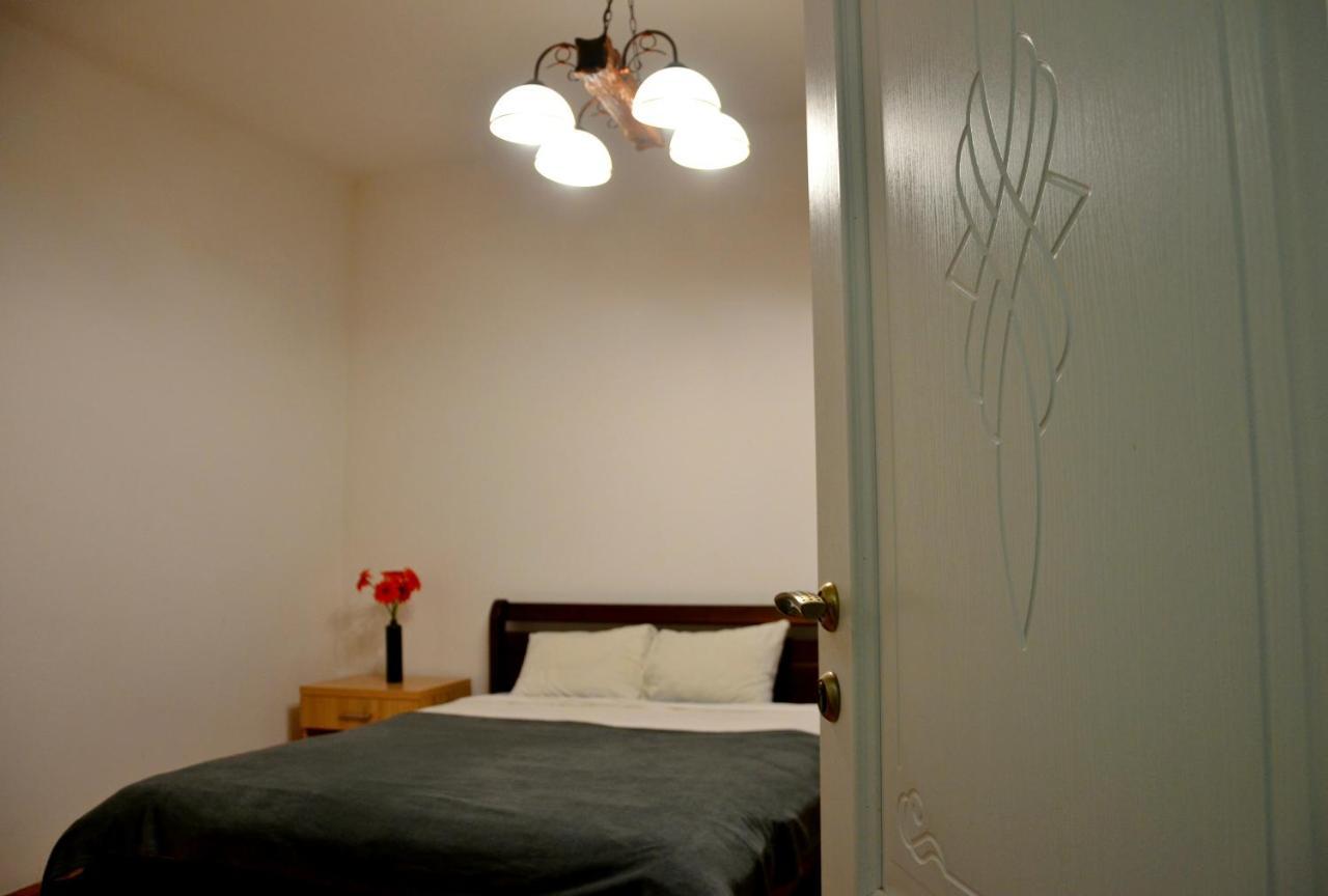 Brand New Apartment In City Center Lviv Exterior photo