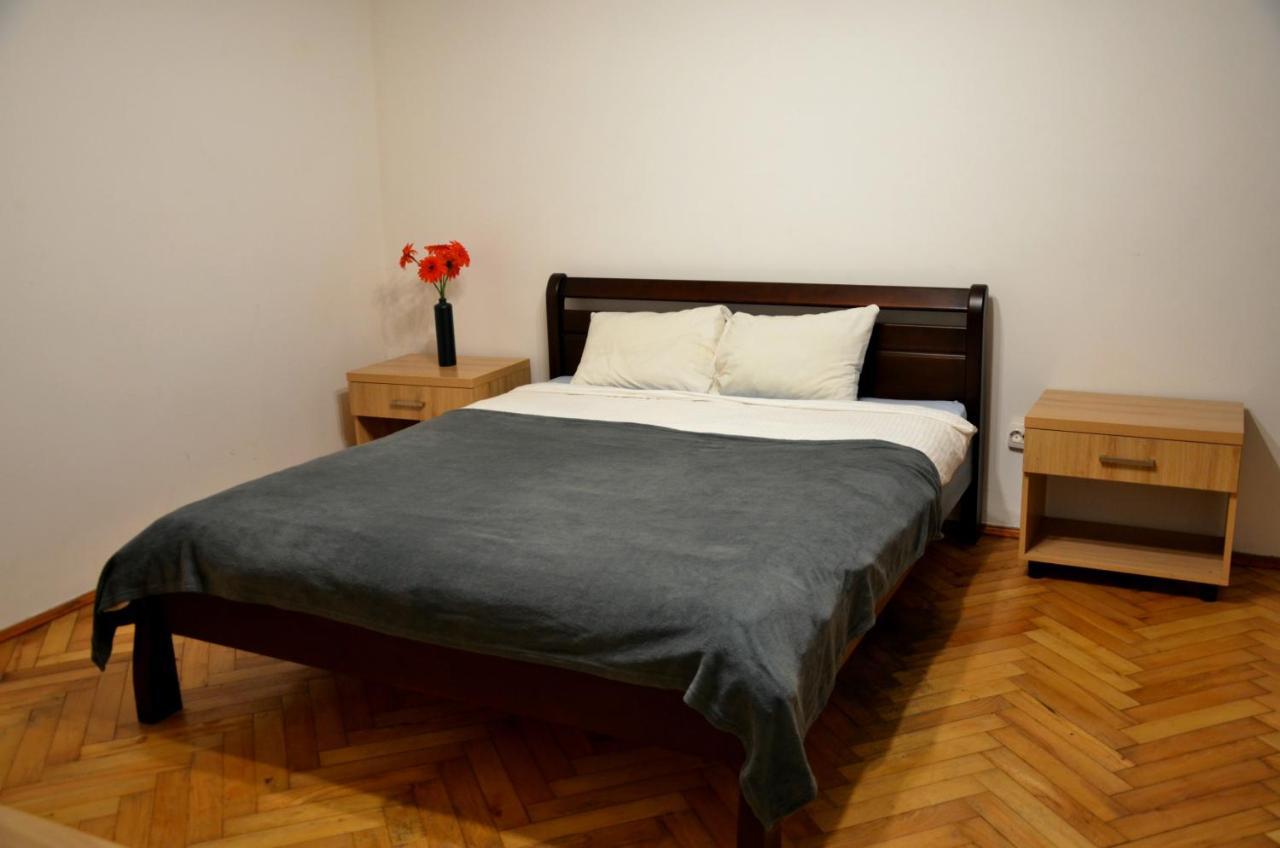 Brand New Apartment In City Center Lviv Exterior photo